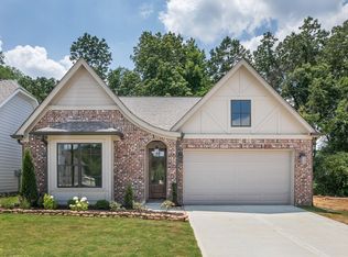 32 Storyvale Ln, Hixson, TN 37343