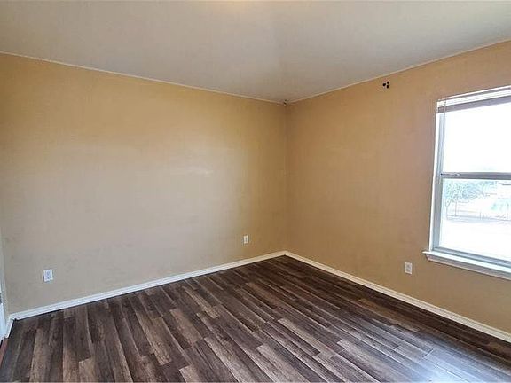 4th image of 3505 Savage Springs Dr