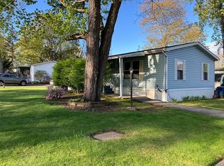 11 Hula Ln, New Paltz, NY 12561