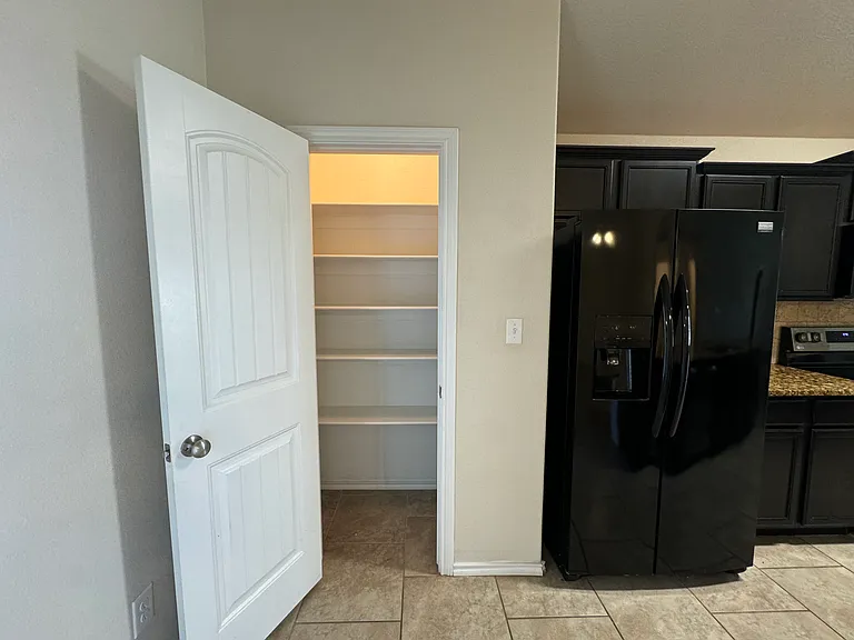 10113 Viola Ave — Photo 15