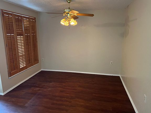 4th image of 11942 Northledge Dr