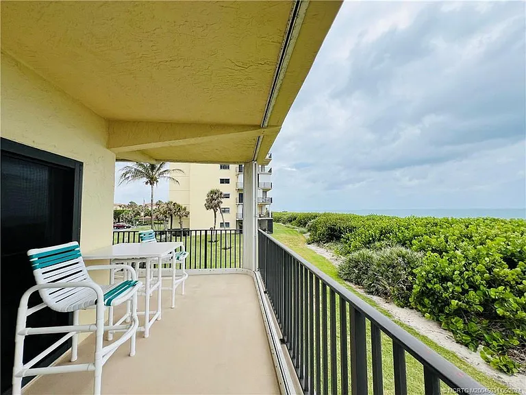 7430 S Ocean Dr — Photo 23