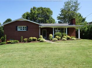 916 Wilson St, South Charleston, WV 25309