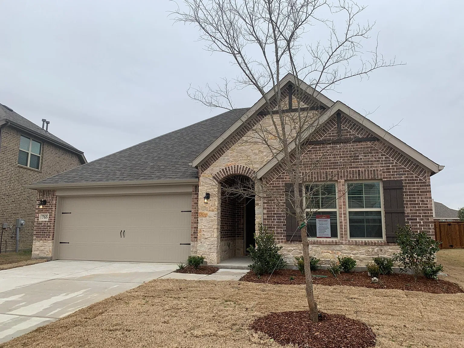 4 bed, 2097 sqft, $2,495 — Photo 1