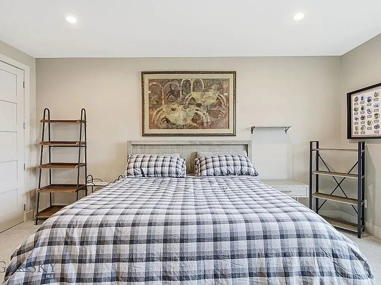 7511 Highnoon Way — Photo 6