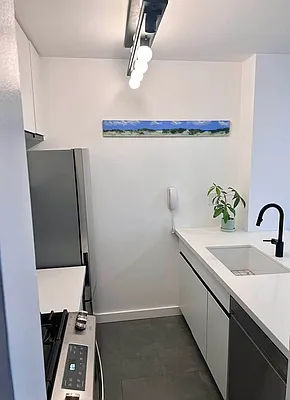 Rented by Corcoran | media 41