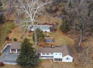 398 Riegelsville Rd, Milford, NJ 08848