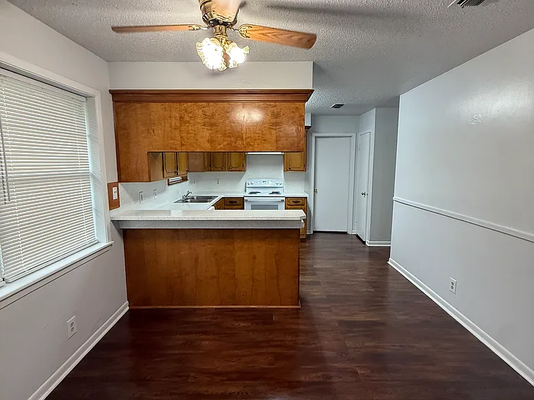 317 Nikki Dr #B — Photo 5