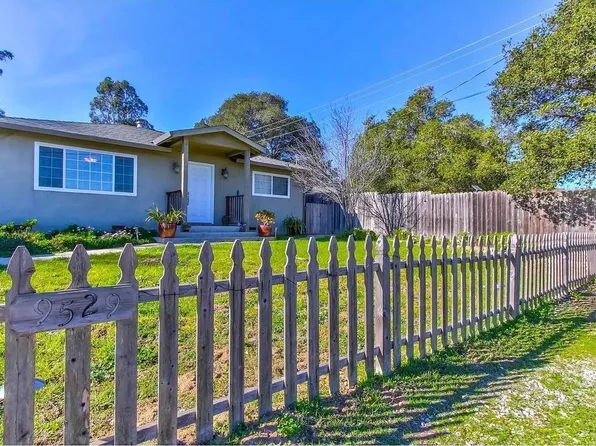 9529 Pollock Ln, Salinas, CA 93907