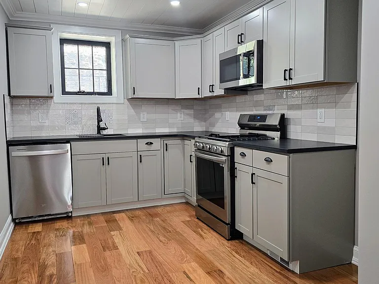 4121 Tower St — Photo 5