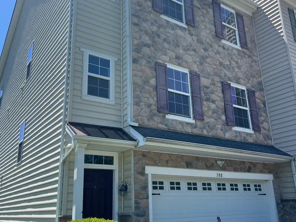 788 Jacobsen Cir, Newark, DE 19702