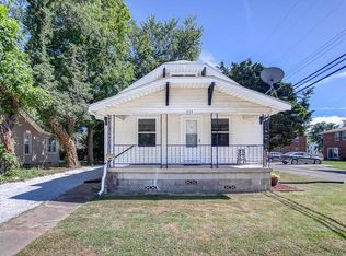 111 E 4th St, Roxana, IL 62084