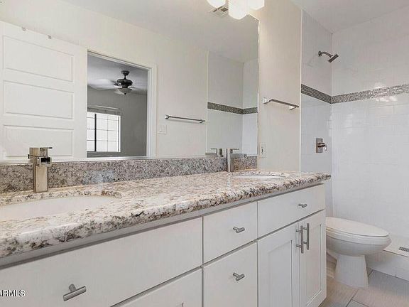 3rd image of 4140 N 35th Way