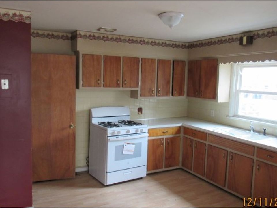 807 Harrison Ave, Akron, OH 44314 Zillow