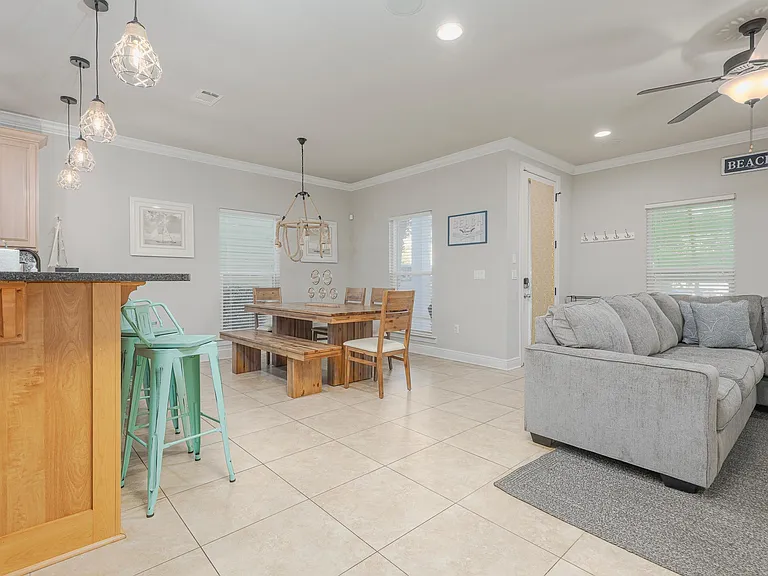 202 Kono Way — Photo 3