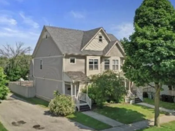 2118 N Palmer St, Milwaukee, WI 53212