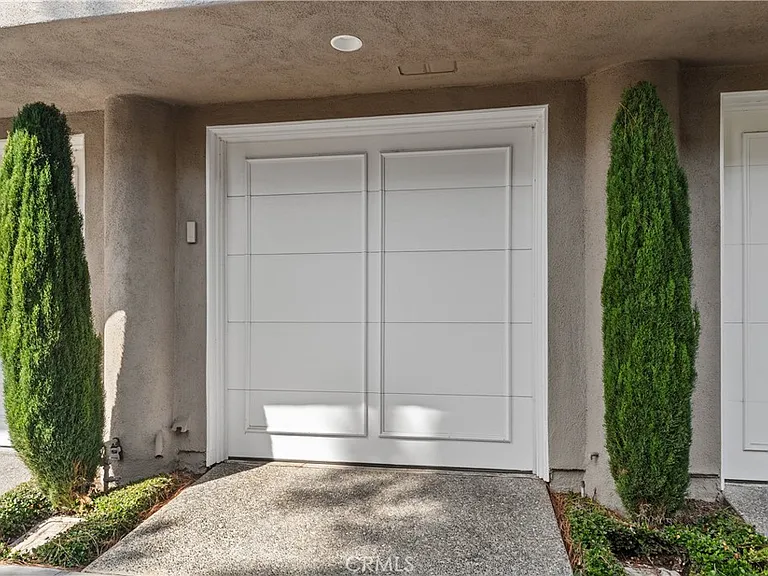 66 Baycrest Ct — Photo 33