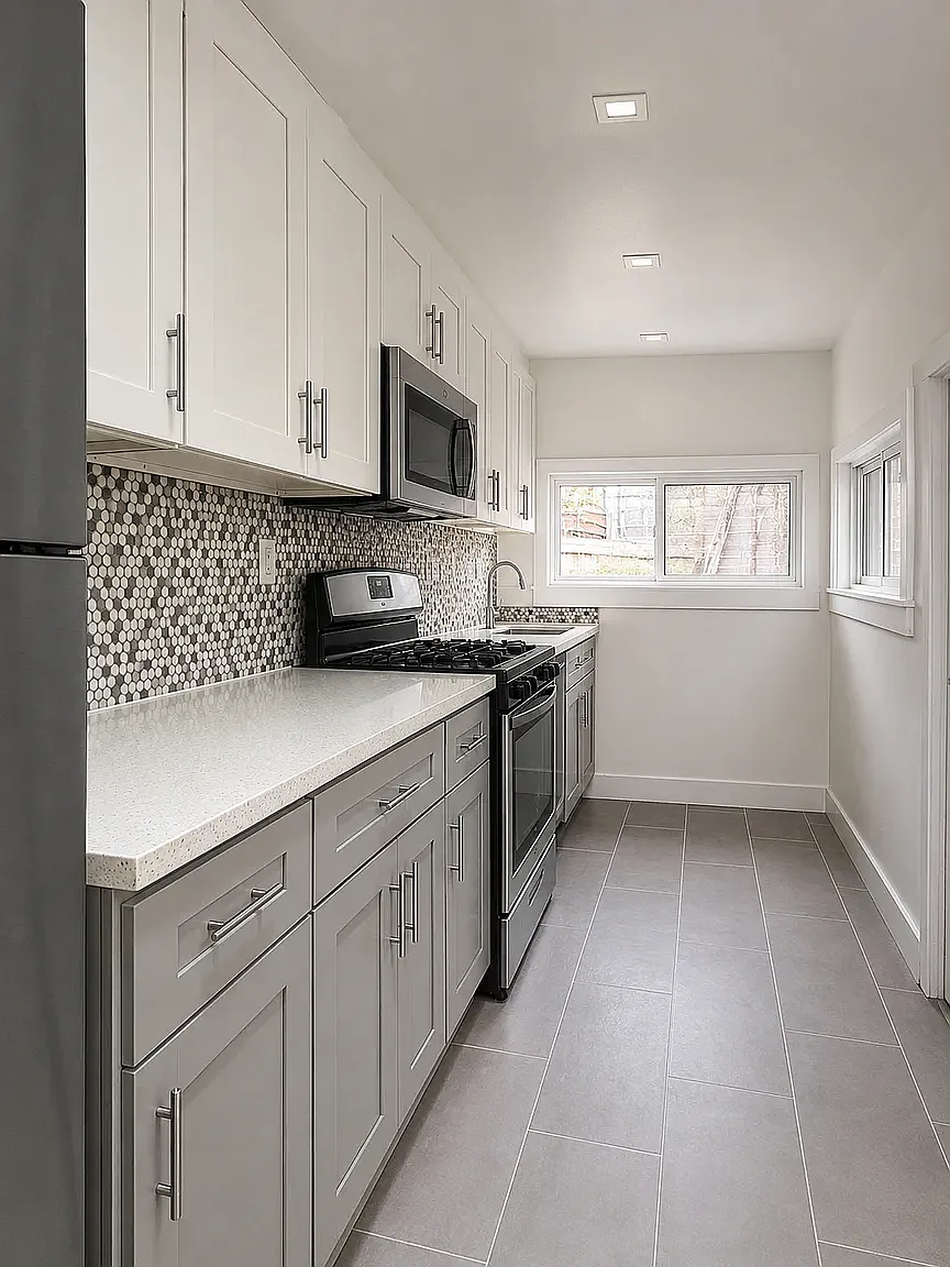 1639 Pacific Street — Photo 1