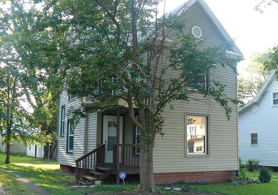 1st image of 571 Broad St #7