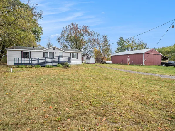 10995 N Parma Rd, Springport, MI 49284