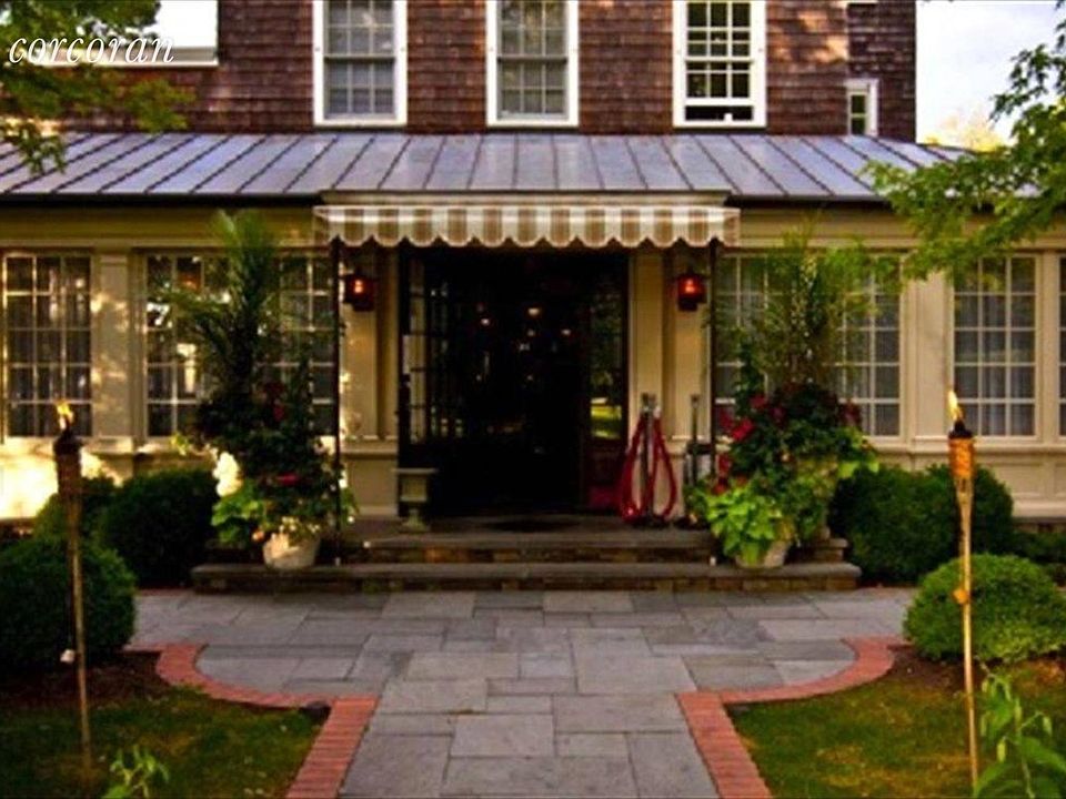 1st image of 256 Elm St