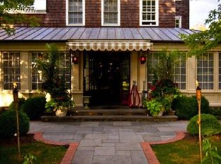 256 Elm St, Southampton, NY 11968