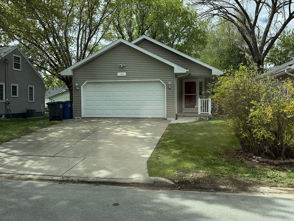 1st image of 469 Dutton Ave