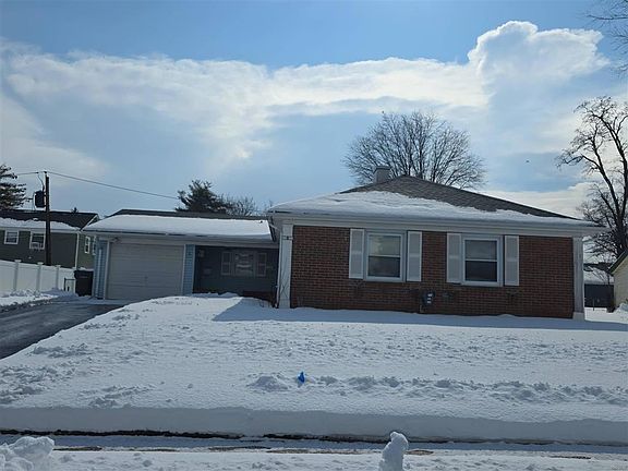 2nd image of 8 Marblestone Ln