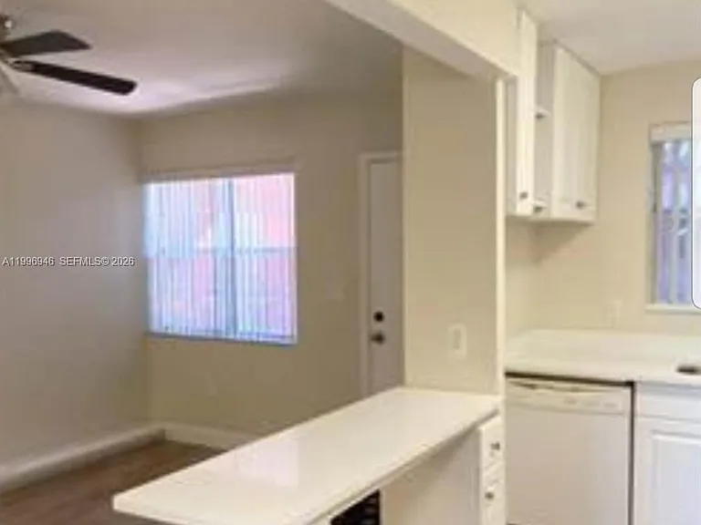 12500 NE 5th Ave #309 — Photo 6