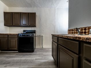 8456 S Wabash Ave, Chicago, IL 60619
