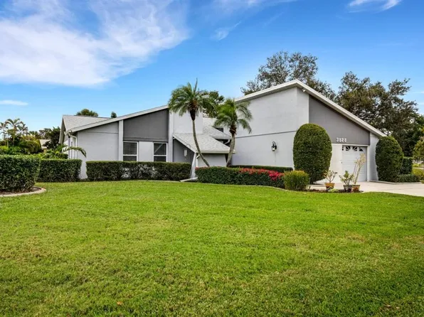 3828 EASTON STREET, SARASOTA, FL 34238