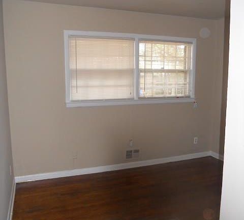 4th image of 2206 Clanton Ter