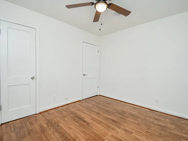 6422 Sherwood Dr — Photo 23