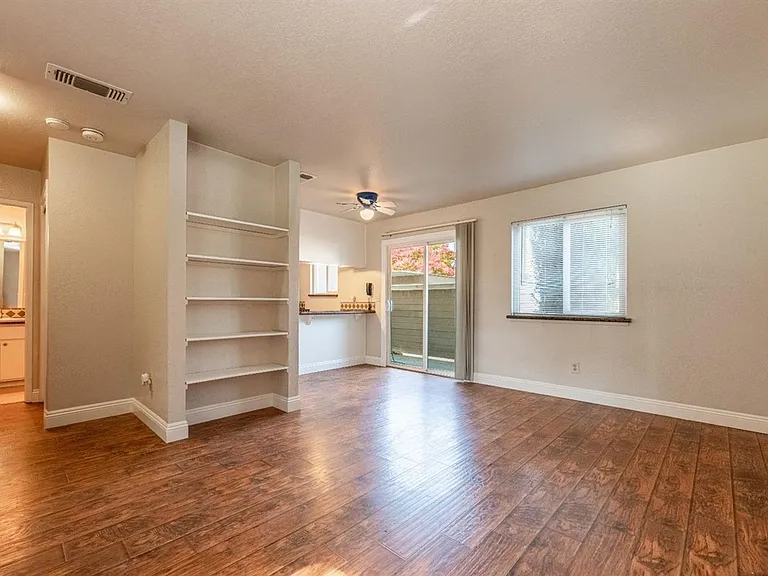 9101 Newhall Dr #45 — Photo 7