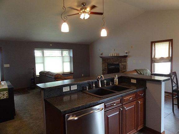 2nd image of 407 Emerald Hills Dr