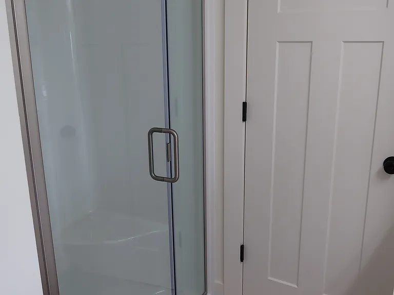 Seven Oaks Luxury Duplexes — Photo 78