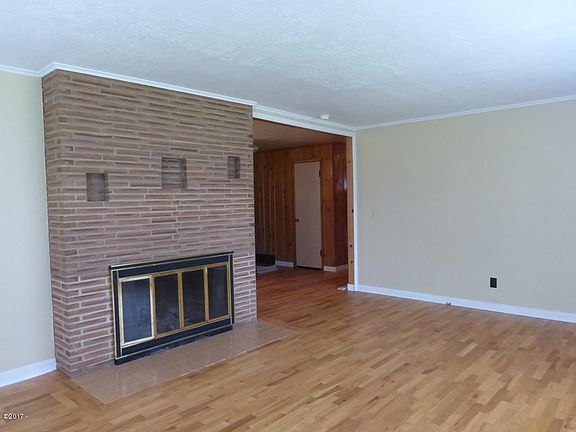 5th image of 3893 NW Port Ave