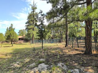 2111 Goshawk Dr, Happy Jack, AZ 86024
