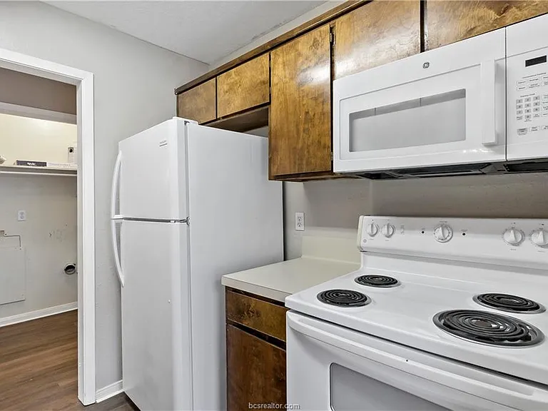 616 Cross Timbers Dr — Photo 14