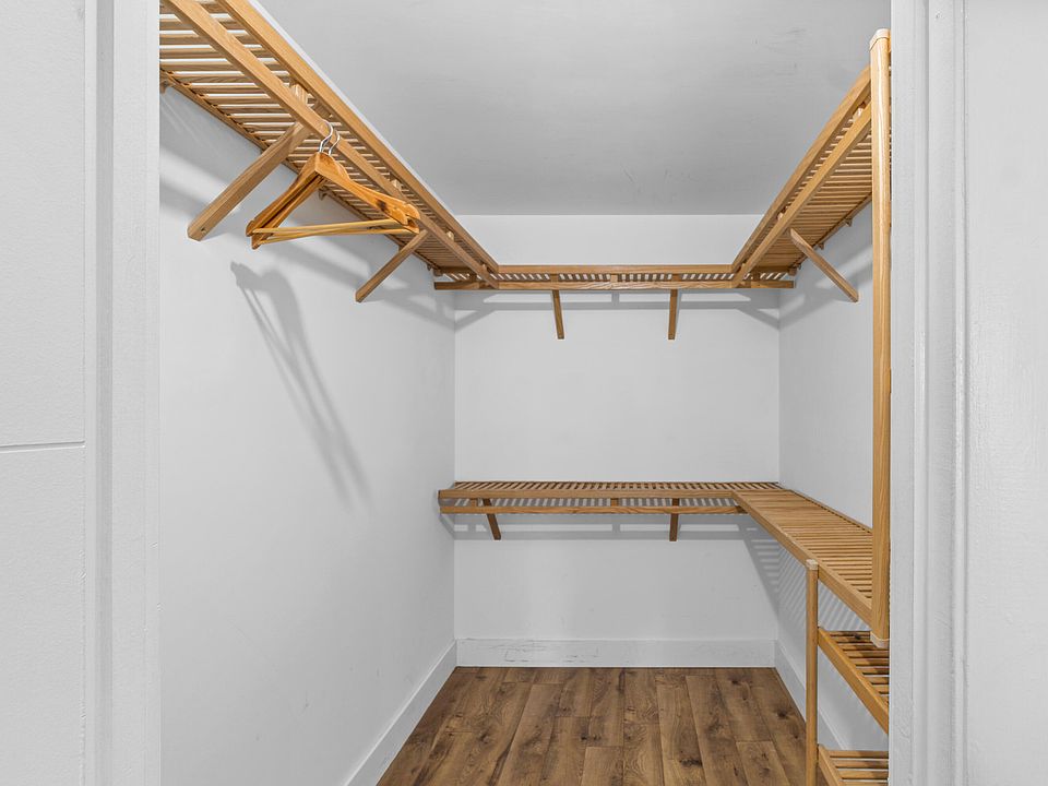 1st image of 9899 Watermill Circle #E