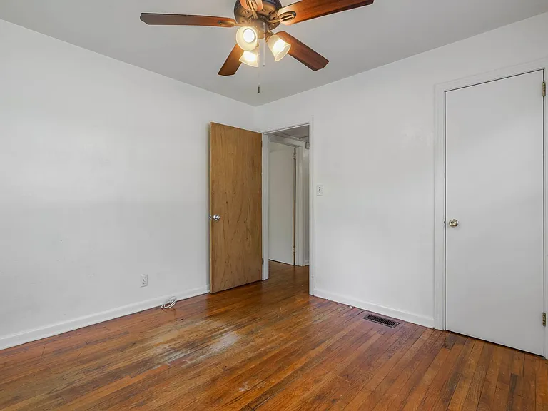 1621 Mayhew St — Photo 38