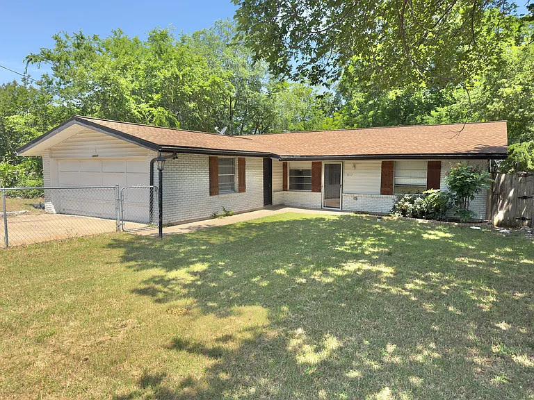 1617 E Union Bower Rd — Photo 15