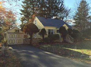 55 Saxonia Ave, Wyckoff, NJ 07481