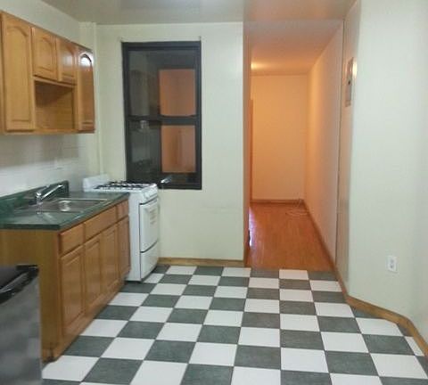 3rd image of 1586 York Ave #14