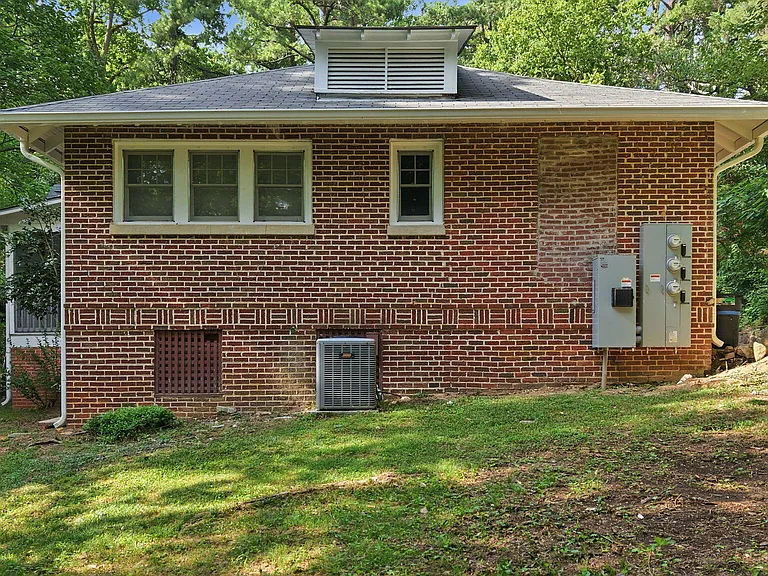 407 Coolidge St #A — Photo 33