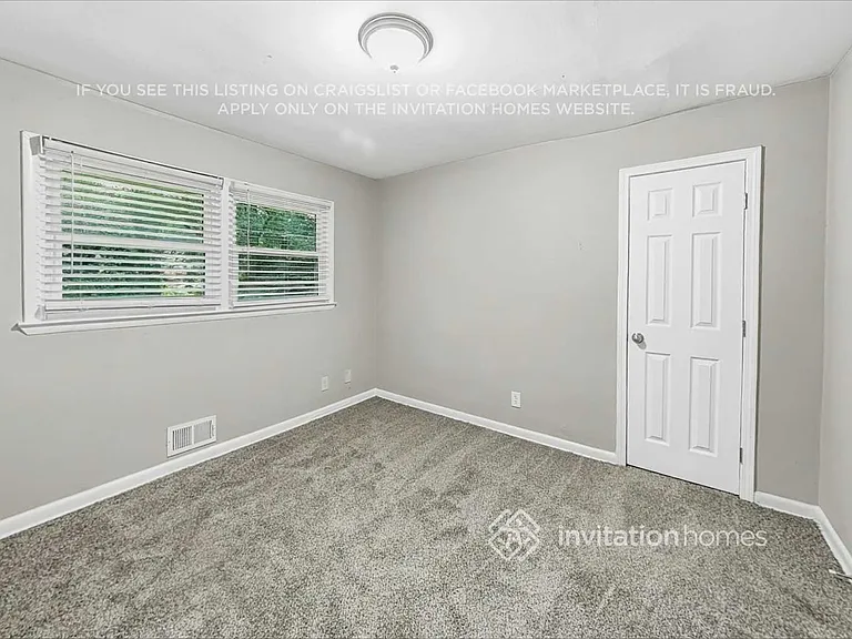 2813 Battlecrest Dr — Photo 15