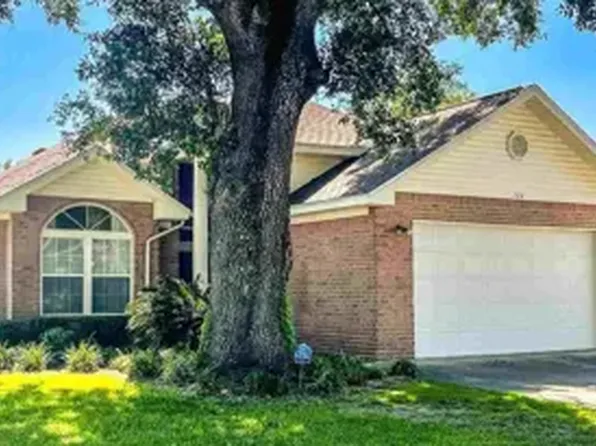724 Ladner Dr, Pensacola, FL 32505