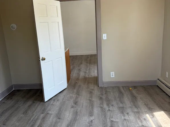 635 Fall River Ave, Seekonk, MA