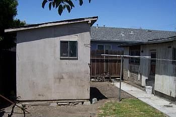 4th image of 644 Powell St