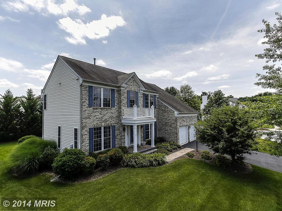 1st image of 2423 Valley Brook Ln